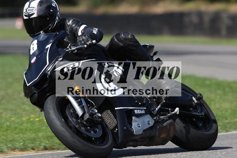 Archiv-2022/57 29.08.2022 Plüss Moto Sport ADR/Freies Fahren/8